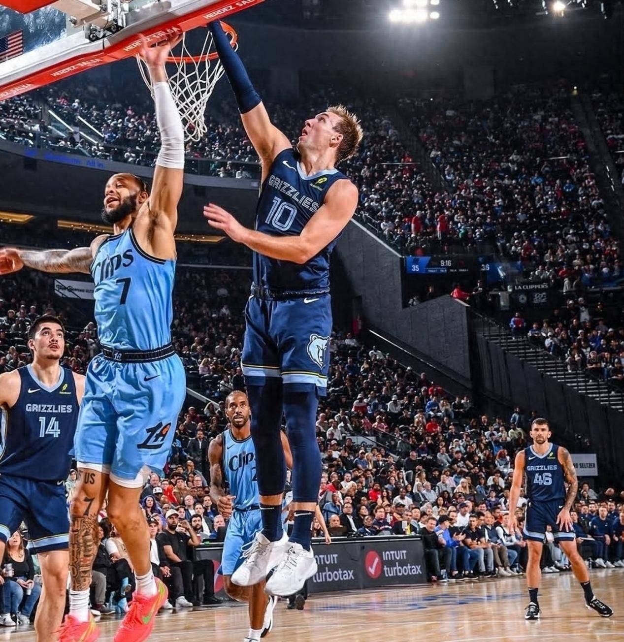 快船险胜法国男篮,特雷杨绝境逆转的简单介绍 快船险胜法国男篮,特雷杨绝境逆转的简单介绍