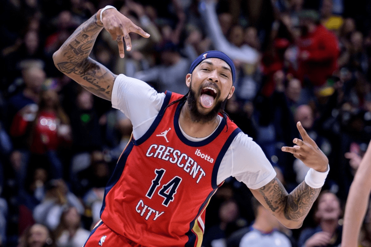 关于雄鹿B队绝地反击马刺，福克斯三分雨点燃全场的信息