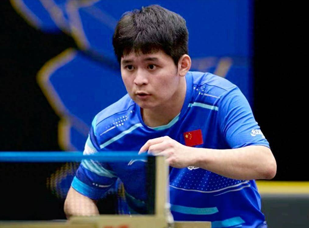 瑞典乒乓球队轻取中国乒乓球队，奥恰洛夫完成帽子戏法