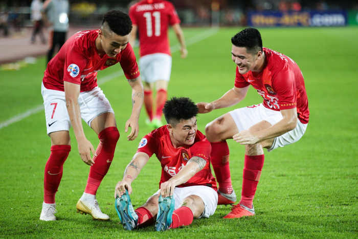 福建队凭借团队合作，成功杀入四强的简单介绍