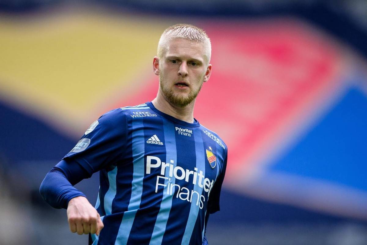 开云体育在线-关于莱切斯特城实现逆袭，成功夺得三分的信息