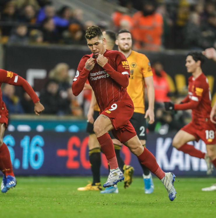 关于皇马客战获胜，势不可挡领跑积分榜的信息